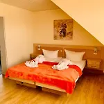 Hotel Kleine Perle 4*